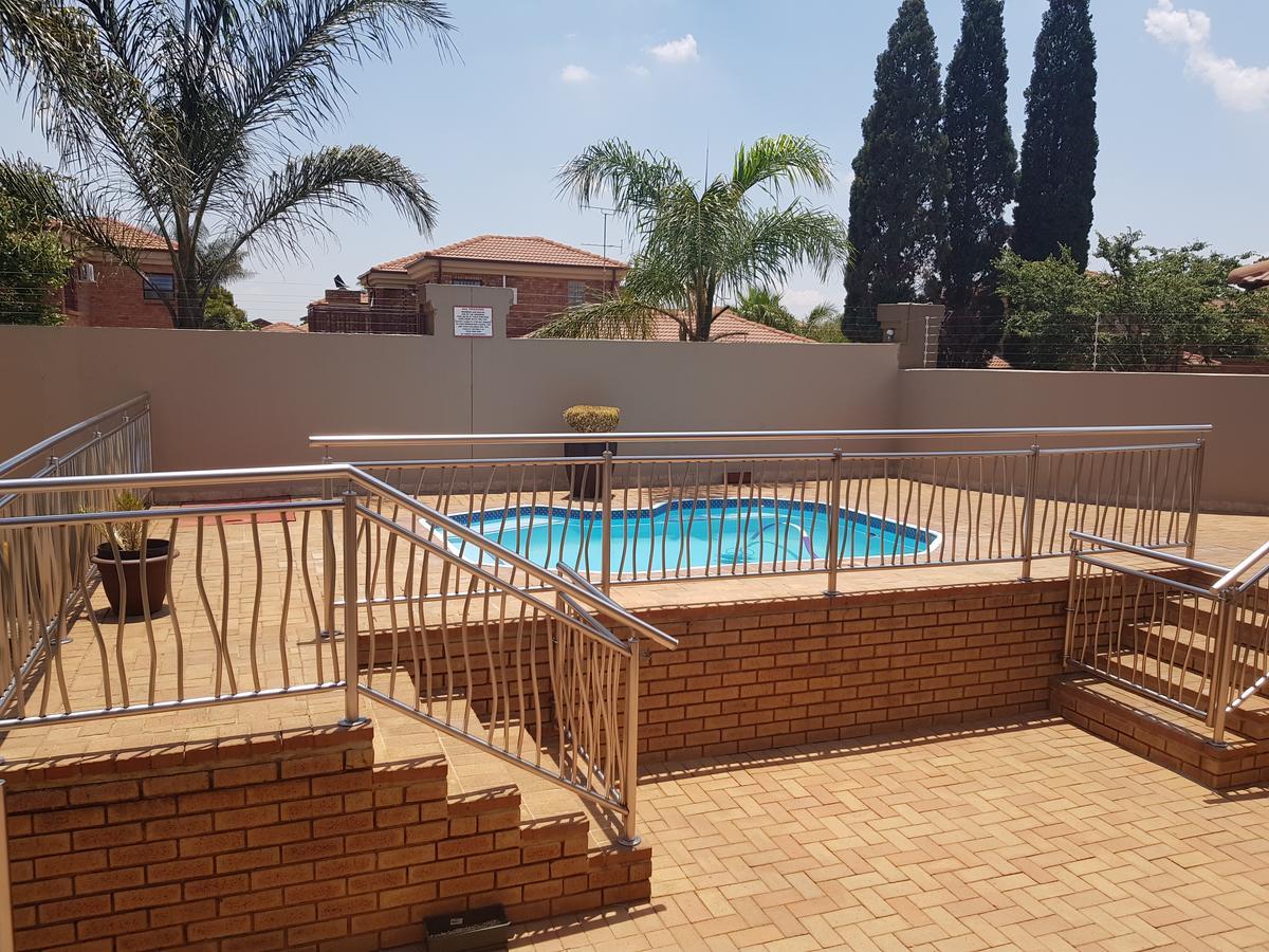 Europrime Hotel Boksburg Kültér fotó